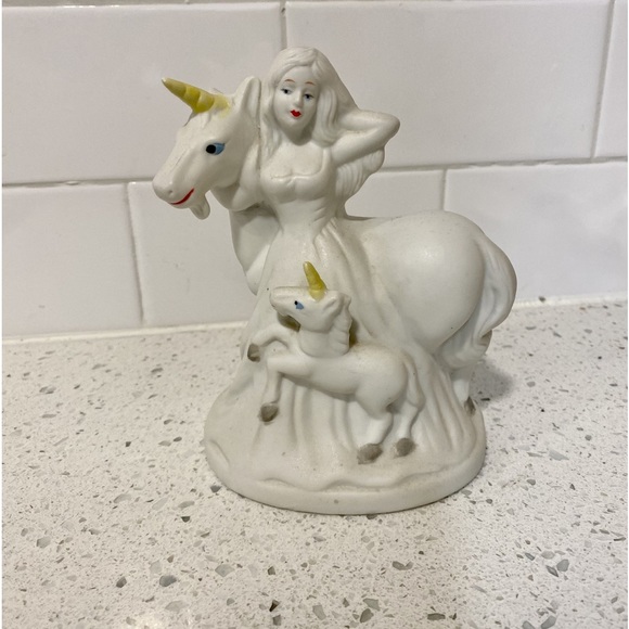 Vintage Flambro Fine Porcelain Woman with Unicorn and Foal Figurine - Picture 2 of 6